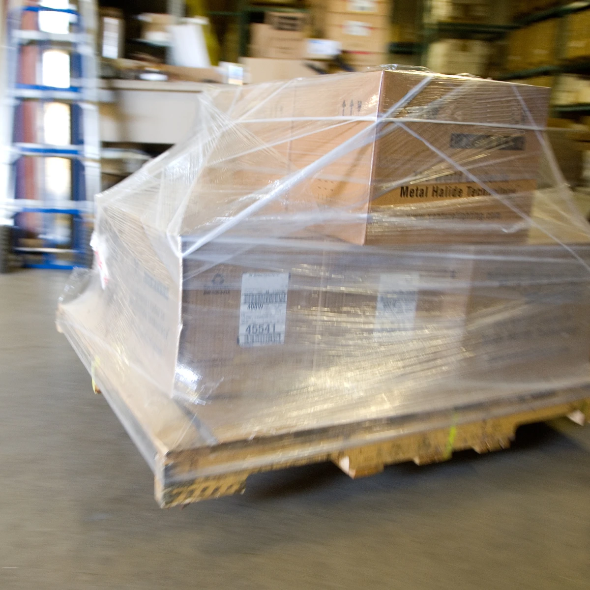 FCL and LCL consolidation coordinated by USL for retail replenishment orders