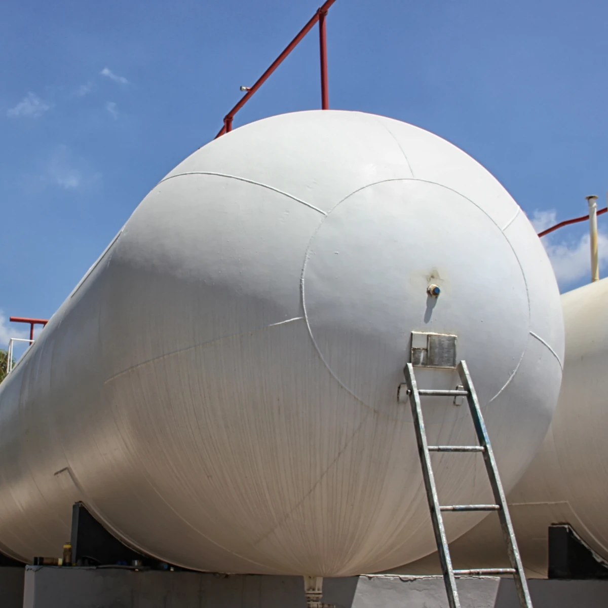 ISO tank and drum shipping coordinated by USL for industrial chemicals